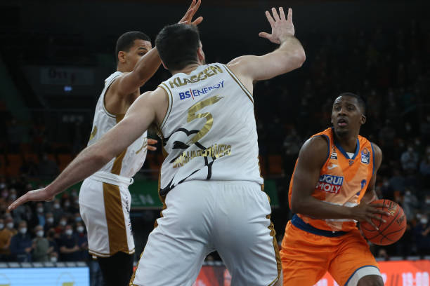 次控球和攻 次控球和攻