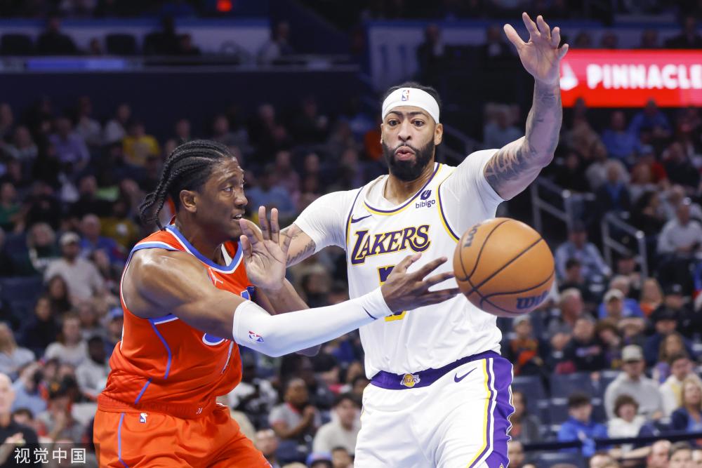 在足球激烈 在足球激烈