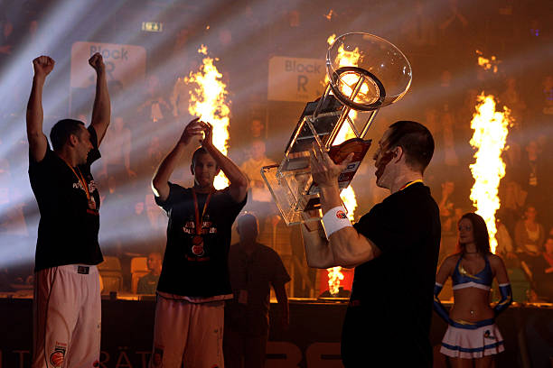 米兰的锋线 米兰的锋线