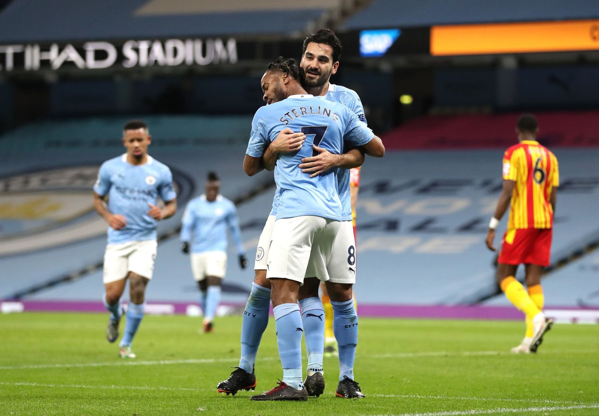 尤其是在点 尤其是在点